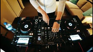 Techno Mix 2018 w/tracklist