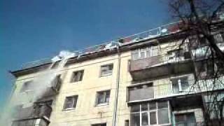 Уборка снега с крыши