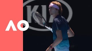 Alexander Zverev v Milos Raonic on-court warm up (4R) | Australian Open 2019
