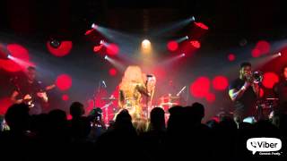 Pixie Lott - Viber presents...I Got Love For Xmas (Live)