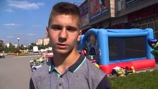 Три цвета времени. Опрос, посвященный Дню Российского Флага