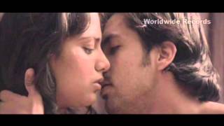 Meera & Shawar Ali Romantic Scene from Movie 5 Ghante Mein 5 Crore.
