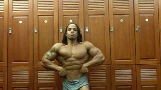Muscular Guy Builds Muscle, Naturally!!