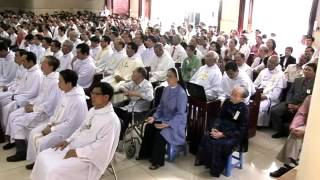Video: Thánh lễ Truyền chức linh mục 2012 P 1