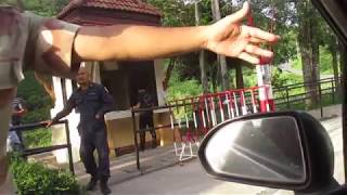 ด่านชายแดนไทย - ลาว  บ้านฮวก ต.ภูซาง อ.ภูชาง จ.พะเยา