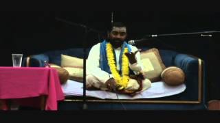 Brahmasri Samavedam Shanmukha Sarma -    Sri Dakshinamurthy Tatvam