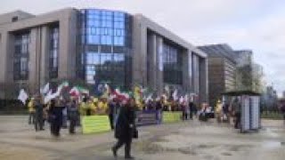 Iranian opposition protest outside EU in Brussels