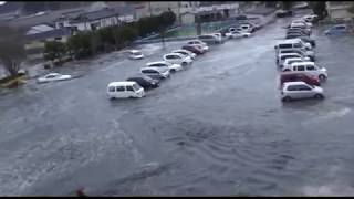 РАЗРУШИТЕЛЬНЫЕ ВОЛНЫ ЦУНАМИ (Япония, 2011) / Destructive tsunami waves (Japan, 2011)