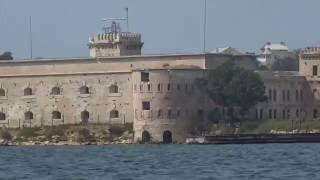 Экскурсия на катере по бухтам Севастополя 1