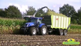 Loonbedrijf Prenger Zuidveld aan het mais hakselen met Claas Jaguar 20.000