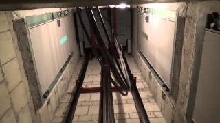 1982 Hydraulic Elevator - engine and shaft view