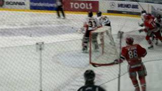 Thomas Raffl scores for Luleå. Swedish elite league game Södertälje-Luleå 23th January 2010