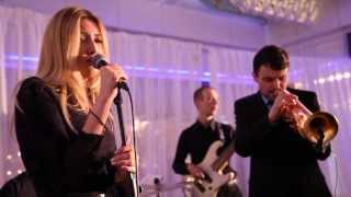 Александра Белякова и трубач Максим Пустовит / Live в кафе "Clumba", Москва.