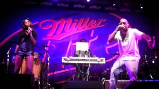 Dub-T - Long Road feat. Tenia Taylor Live (Wall St. Plaza)