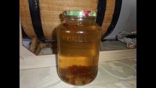 Настойка  "Изюмовка". Одна из лучших в моей коллекции.