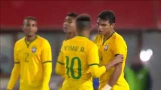 Neymar passa a braçadeira de capitão para Thiago Silva - Brasil vs Áustria 2-1 - Amistoso 2014