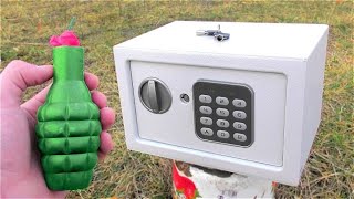 ✅ МОЩНАЯ ПЕТАРДА + СЕЙФ ? ТОП 15 ПЕТАРД ПРОТИВ СЕЙФА ? ВЫКИНУЛ КЛЮЧИ ОТ СЕЙФА И ОСТАВИЛ В НЁМ МНОГО.