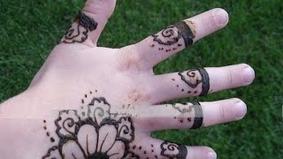 Simple and beautiful hand henna designs for kids