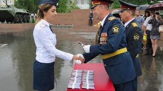 Вручение погон младших лейтенантов Воронежский институт ФСИН России
