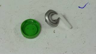 Powerful Spray from a Plastic Bottle - Video Tutorial .