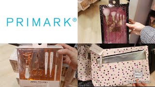 PRIMARK ARRIVAGE 26-12 PINCEAU/TROUSSE MAKEUP
