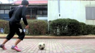 クライフターンのやり方解説 【サッカーフェイント技術】How to Cruijff Turn