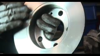 [ VOLKSWAGEN GOLF 4 ] Замена задних тормозных колодок и дисков. How to Replace Disc Brakes.