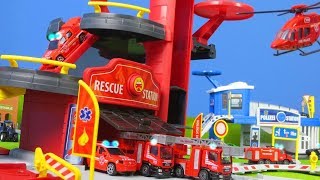 Caserne et camion de pompier, tracteur, pelleteuse et véhicules, jouets pour enfants