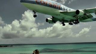 Corsairfly / Boeing 747-400 landing at St Maarten