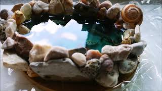 Декорация "Прудик" из эпоксидной смолы и камней.Epoxy resin A pond with fish.
