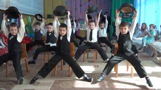 Танец со шляпами - мальчики