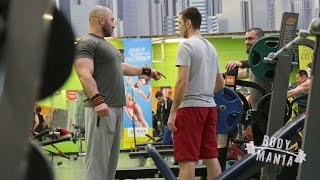Дрыщ нарывается на качков! Prank