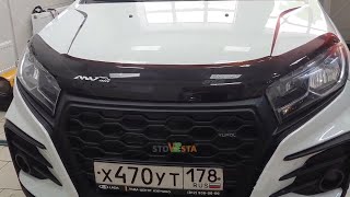 Установка дефлектора капота на Lada XRay