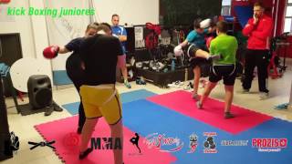 Baby training kick boxing  #enjoymoving (palestra san severo)