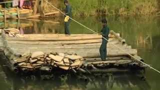 The bamboo raft of Kuruva Island