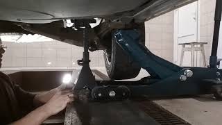 Замена задних сайлентблоков на T5. Замена задней подвески на vw T5. Снимаем тягу стабилизатора. Ютуб
