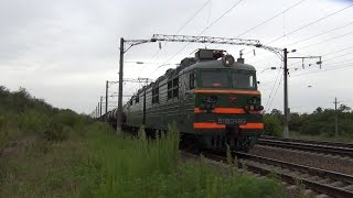 Электровоз ВЛ80С-1991 с грузовым поездом