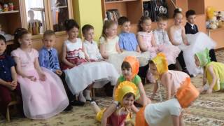Танец,,Карапузы"