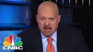 Jim Cramer On United Airlines Dog Death Incident | CNBC