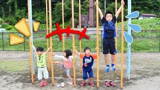 公園で、のぼり棒対決！小学生はやっぱりスゴイ？！　うんてい　さかあがり　鉄棒　外遊び　遊具遊び　かえでくんあーたん
