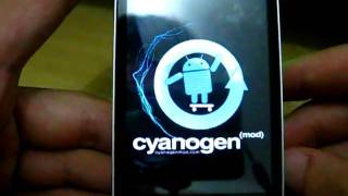 Motorola Backflip MB300 Android 2.2 Froyo Unofficial CyanogenMOD