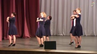 "Танцуют взрослые"  - "В джазе только девушки"