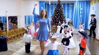 Новогодний утренник - Необычный Колокольчик (ясли)
