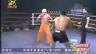 WLF !!! Full muaythai rules!! Shaolin monk Yi long VS thailand TOP muaythai champion "