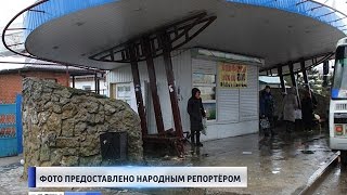 Подросток на «семерке» влетел в автобусную остановку