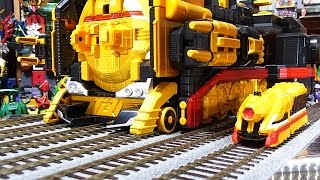 よみがえる烈車戦隊　トッキュウジャー　烈車合体　DXハイパーレッシャテイオー　＆　トッキュウレインボー　Hyper train