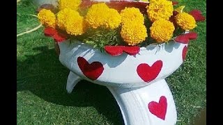 Такие клумбы из шин и покрышек можно сделать на даче своими руками