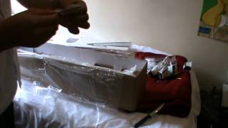 HOBBYKING UNBOXING - Ultimate .40 Bi-Plane EP/Glow 41.7.6in Balsa/Ply Kit