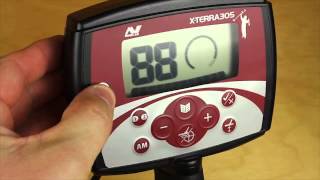 Органы управления металлоискателя Minelab X-Terra 305