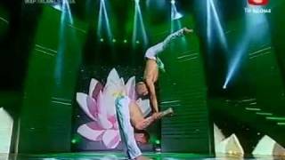 Circus Artistic Agency Golden Stars  Presents: Hand to Hand Acrobatic duo (artist 00126)